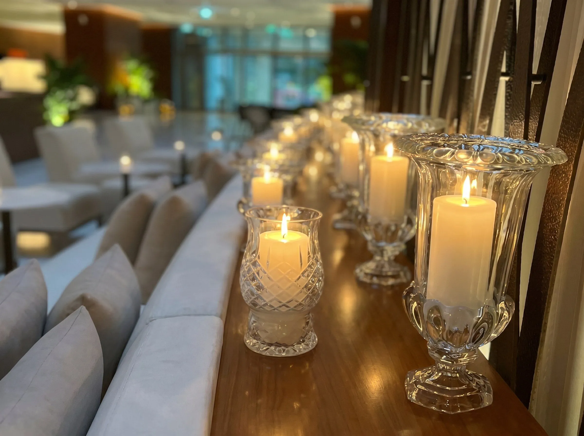 Lilianfeld hospitality candle solutions in a hotel lounge